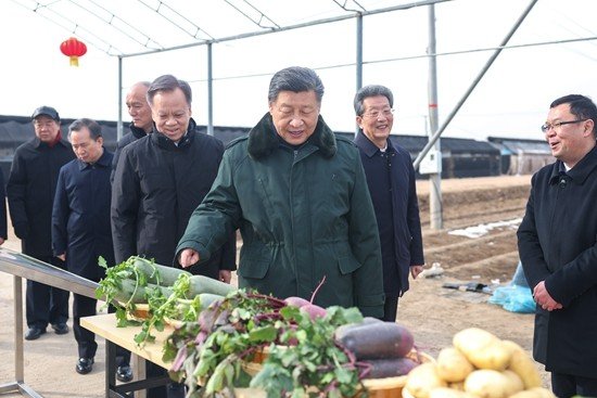 中央军委主席习近平来到天津